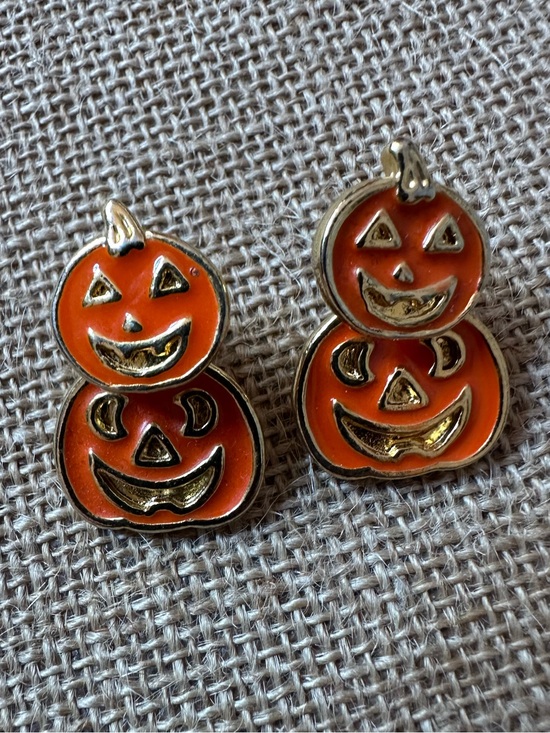 Jewelry - ✨5/$25 Halloween Pumpkin Enamel Earrings